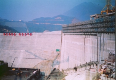 Long Tan Hydroelectric Dam